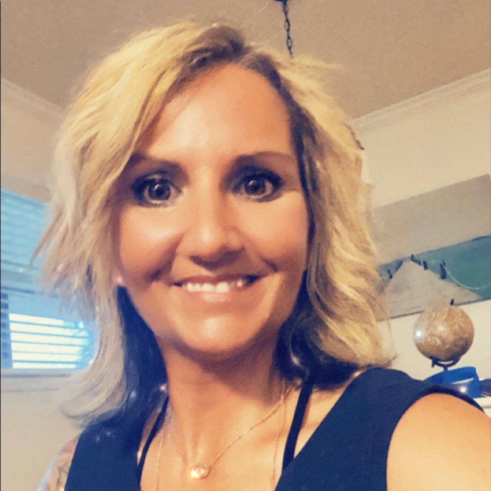 Meet your Posher, Melissa